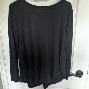 Black Lululemon long sleeve
